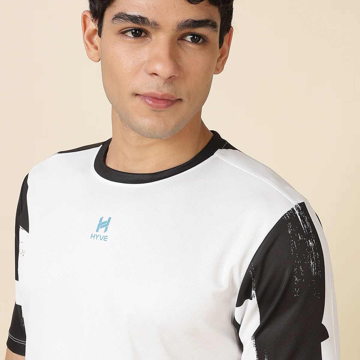 Hyve Active Men’s All-Day Adventure Cycling T-Shirt – Black Stroke - Image 3