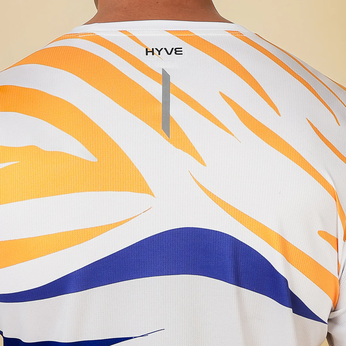 Hyve Men’s RunX Indian Edition Running Jersey - Image 4